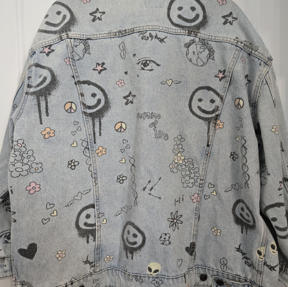 Oversized Denim Jacket With Doodles. Womens Size M - Picture 6 of 10